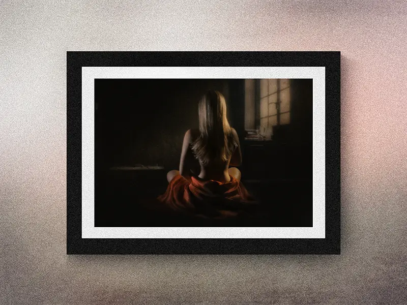 Quadro com Moldura Sensual